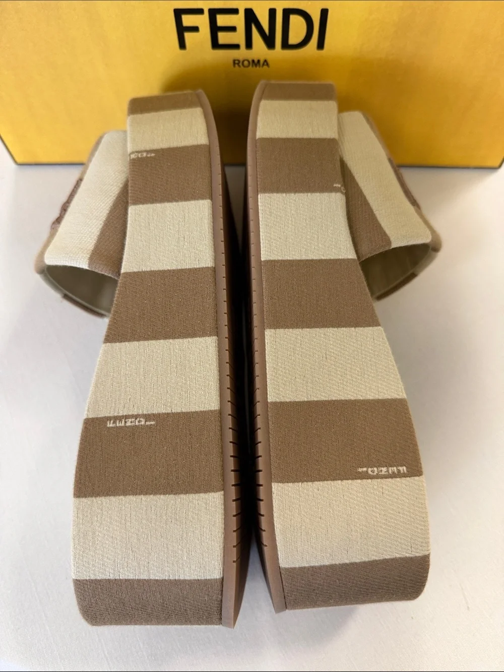 Fendi FF Logo Slide Sandals NWT Full set size 39
